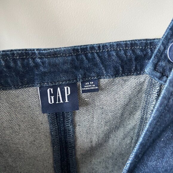 Gap Denim Dress - BRAND NEW - Picture 2 of 3